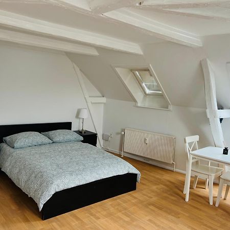 Lovely 1 Room Apartment Aarhus C Экстерьер фото